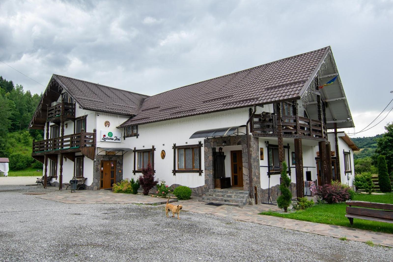 Lacrima Izei Villa Sacel  Bagian luar foto